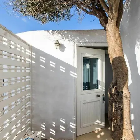 Meltemi Beach House By Opus דירה